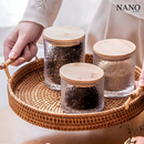 Bandeja de Rattan Redonda com Cabo de Madeira