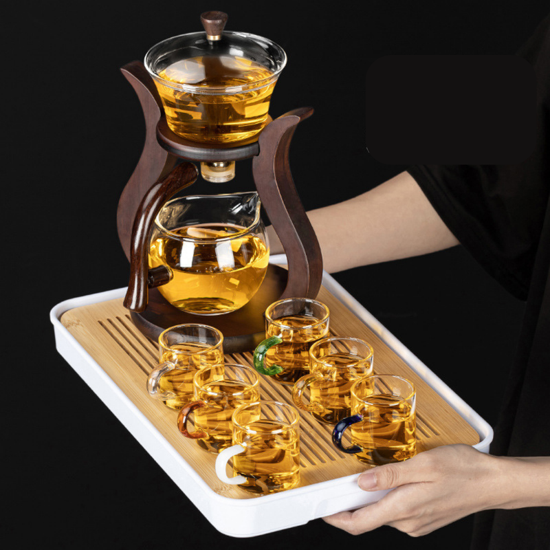 Set de Chá Luxuoso com Suporte de Madeira - 7 Peças Elegantes