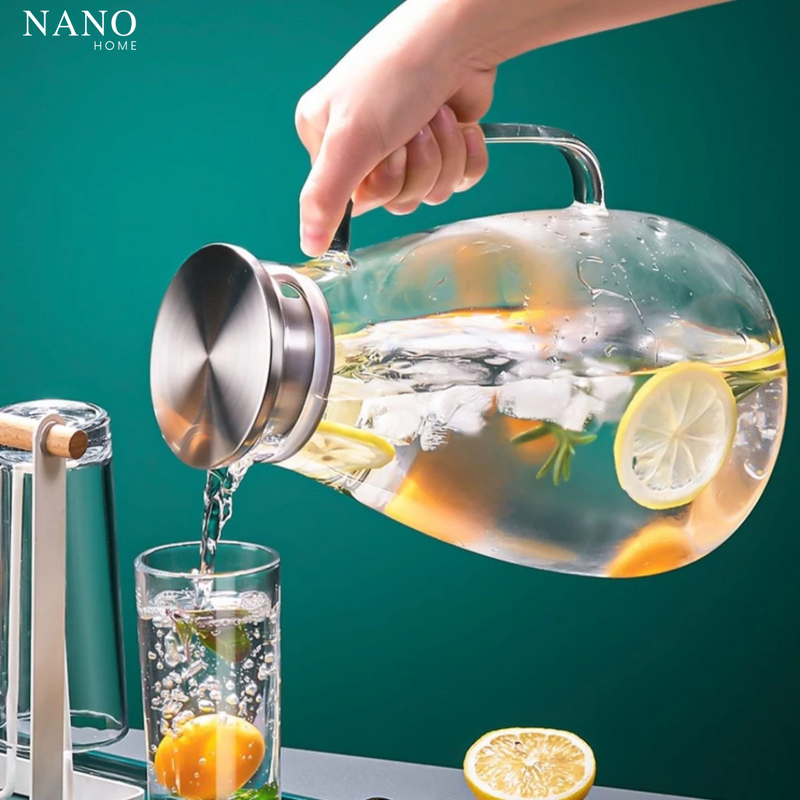 Jarra de Vidro Borossilicato 2,2L com Tampa Inox – Resistência e Elegância para Servir